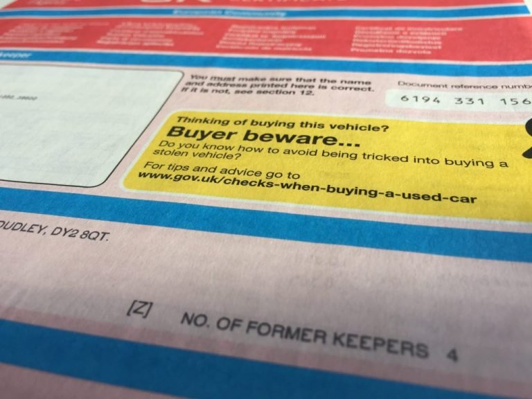 How to Check Number of Previous Owners Free Car Check